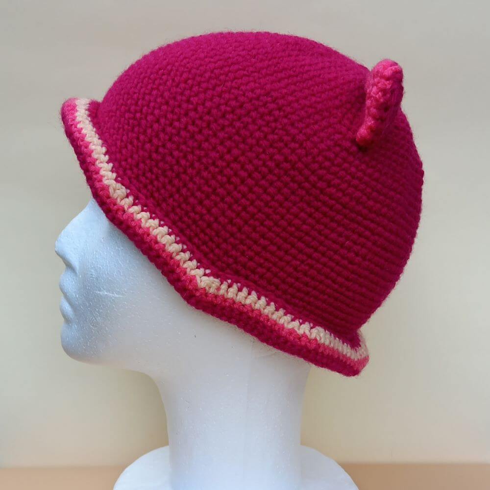 Ręcznie robiona czapka szydełkowa "Kotek" - obrazek 4