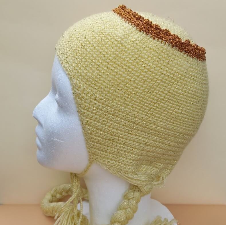 Ręcznie robiona czapka szydełkowa "Królewna" - obrazek 4