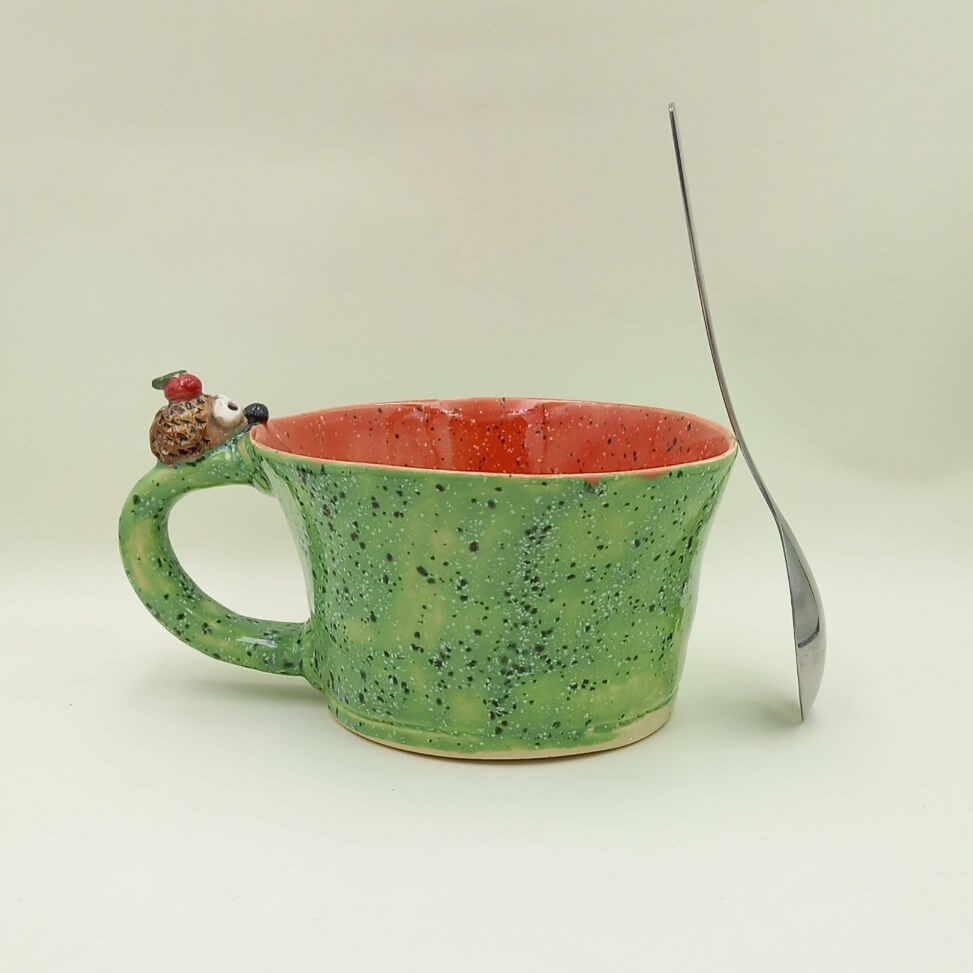 Ręcznie robiony kubek ceramiczny "Jeżyk"