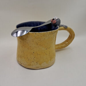 Ręcznie robiony kubek ceramiczny "Foka"