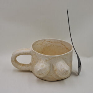 Ręcznie robiony kubek ceramiczny "Cycki"
